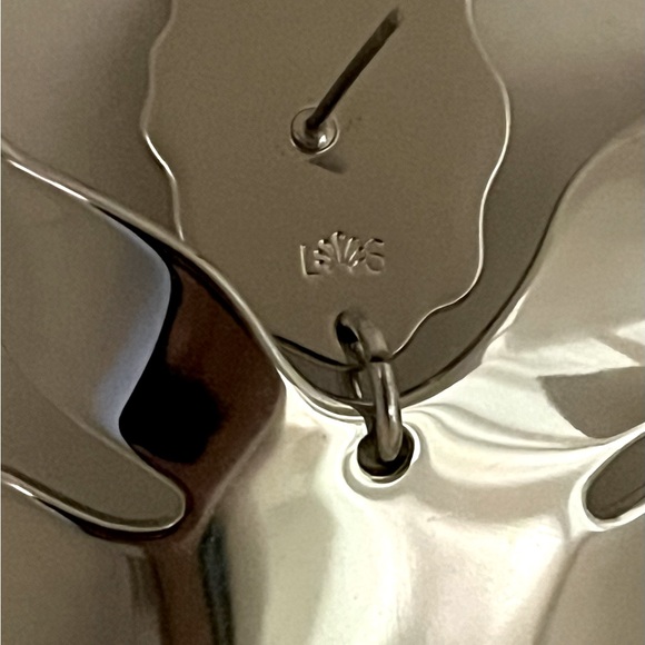 LELE SADOUGHI
Silver Metal Small Paper Lily Earrings - Picture 5 of 8